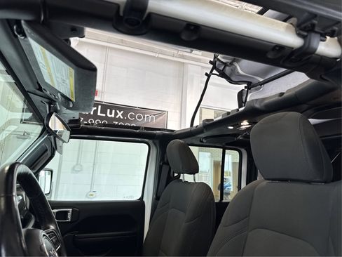 Used 2021 Jeep Wrangler Unlimited Sport image 25