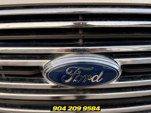 Used 2019 Ford Transit 250 130 Low Roof w/ Exterior Upgrade Package RWD image 10