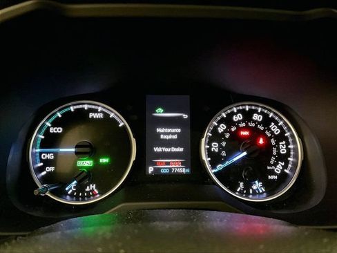 Used 2022 Toyota RAV4 XLE w/ XLE Grade Weather Package AWD/4WD image 19