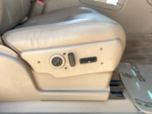 Used 2004 Chevrolet Silverado 2500 LT RWD image 28