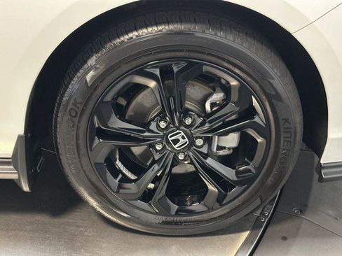 Used 2025 Honda Accord SE image 17