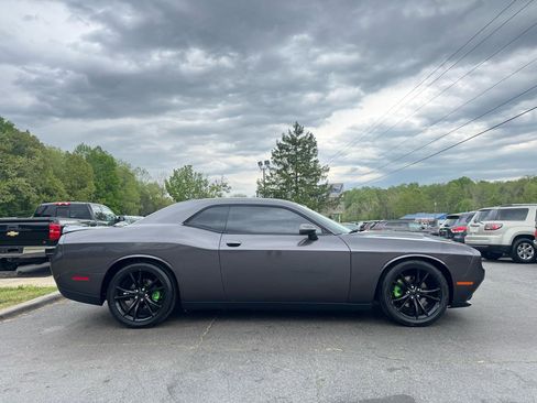 Used 2016 Dodge Challenger SXT Plus RWD image 24