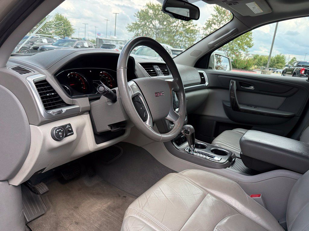 Used 2016 GMC Acadia SLT w/ Open Road Package FWD image 8
