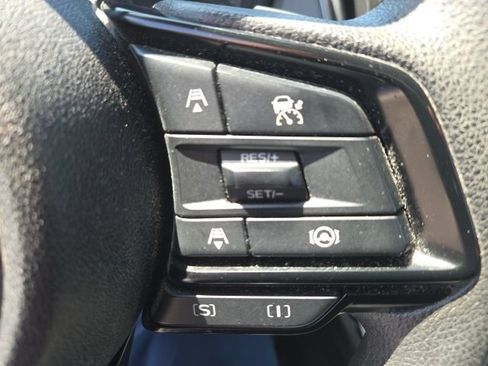 Used 2024 Subaru Crosstrek 2.0i Premium AWD/4WD image 5