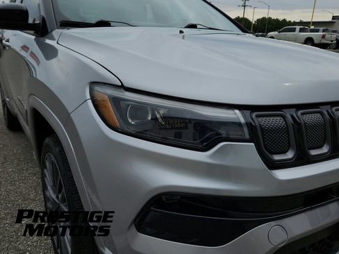 Used 2022 Jeep Compass High Altitude AWD/4WD image 10