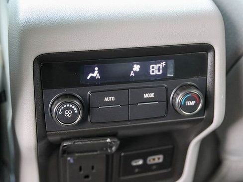 Used 2023 GMC Acadia SLE w/ Driver Convenience Package image 22