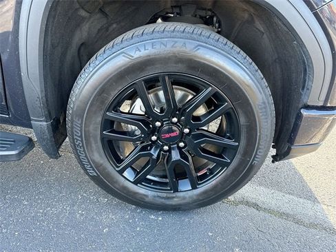 Used 2023 GMC Sierra 1500 Elevation image 10
