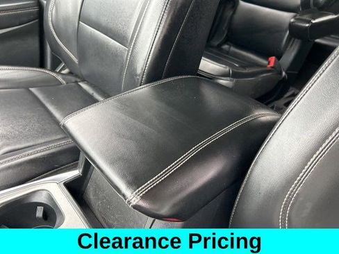 Used 2021 Ford Explorer XLT image 35