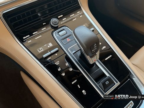Used 2021 Porsche Panamera 4S AWD/4WD image 22