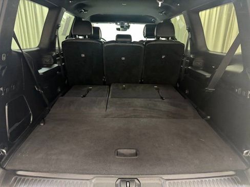 Used 2022 Jeep Wagoneer Series II image 32