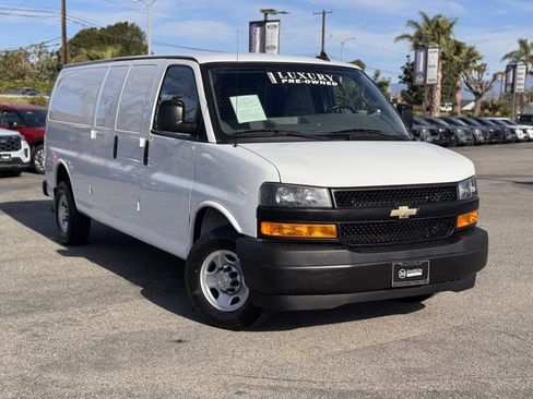 Used 2021 Chevrolet Express 2500 Work Van w/ Driver Convenience Package image 2