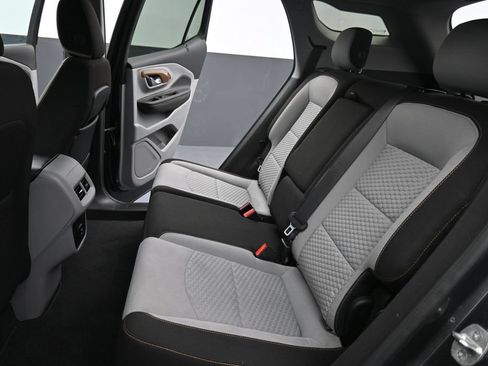 Used 2020 GMC Terrain SLE FWD image 15