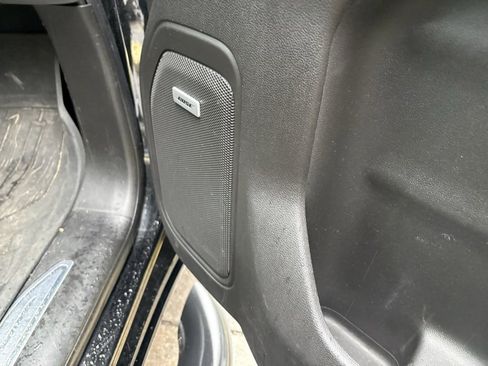 Used 2020 GMC Sierra 1500 Elevation w/ Elevation Value Package image 13