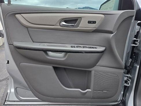 Used 2016 Chevrolet Traverse LTZ AWD/4WD image 14