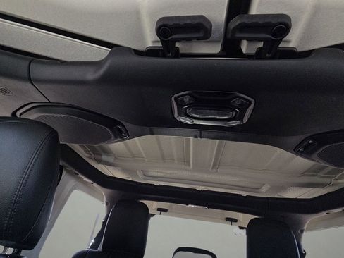 Used 2023 Jeep Wrangler Sahara w/ Cold Weather Group image 30