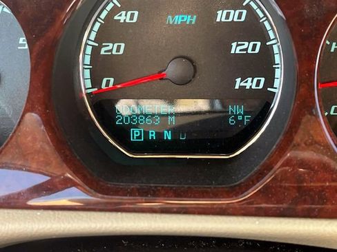 Used 2009 Buick Lucerne CXL image 18