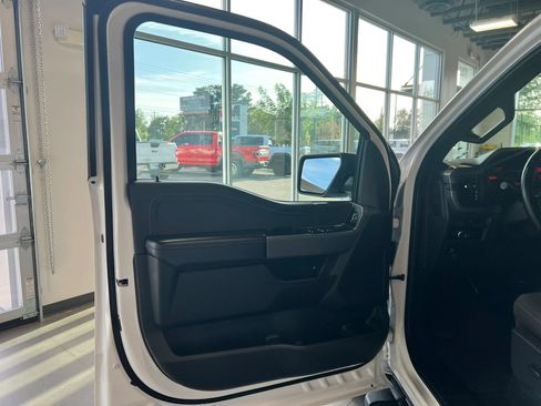 Used 2025 Ford F150 XLT w/ Equipment Group 301A Standard AWD/4WD image 12