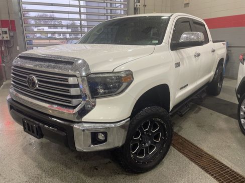 Used 2019 Toyota Tundra Limited image 1