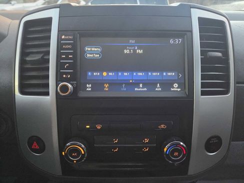 Used 2019 Nissan Frontier SV image 19