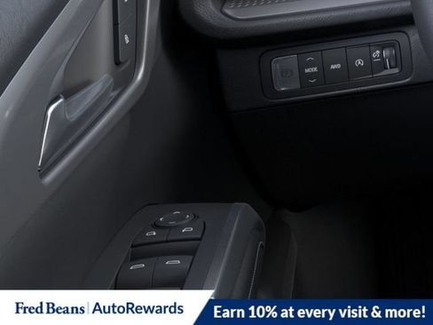 New 2026 Chevrolet Traverse LT w/ Midnight/Sport Edition AWD/4WD image 26