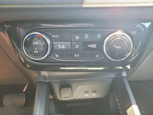 Used 2024 Chevrolet TrailBlazer ACTIV w/ Convenience Package FWD image 23