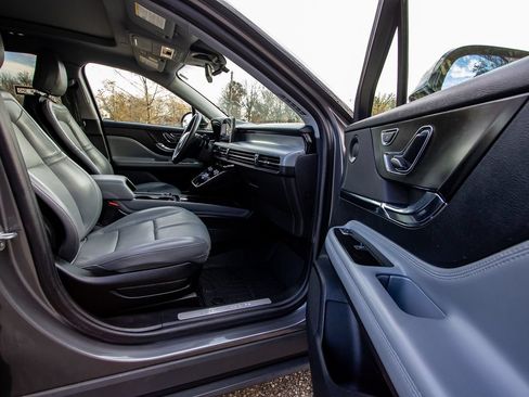 Used 2021 Lincoln Corsair Reserve AWD/4WD image 18
