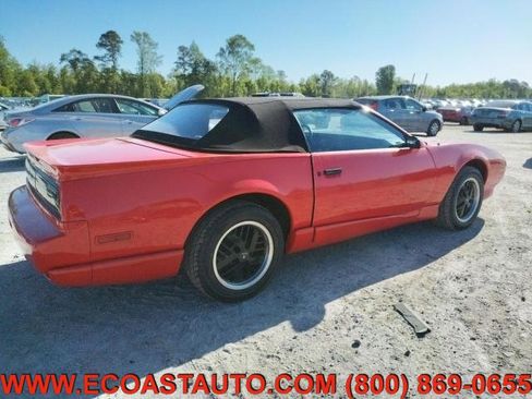 Used 1992 Pontiac Firebird Convertible image 2