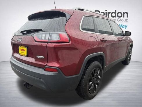 Used 2019 Jeep Cherokee Latitude w/ Popular Appearance Group image 8