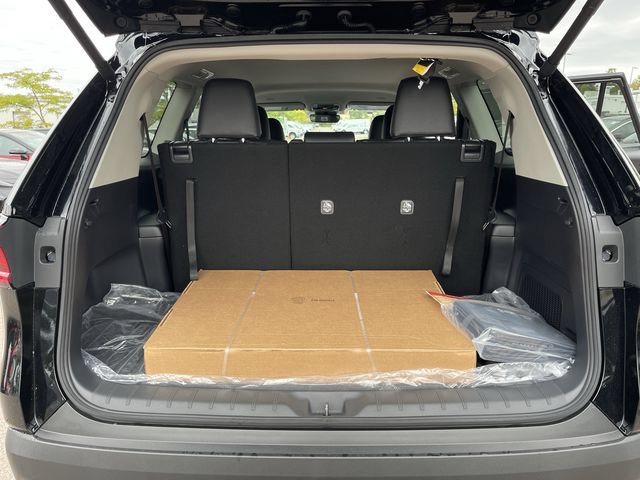 New 2026 Toyota Grand Highlander XLE FWD image 23