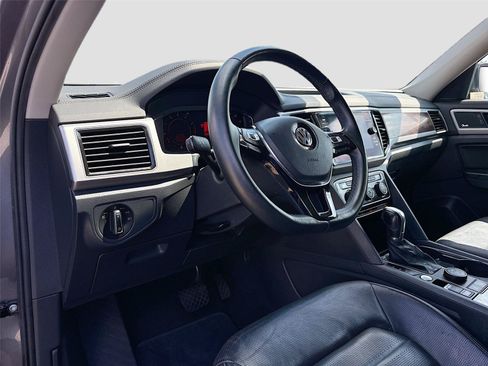 Used 2019 Volkswagen Atlas SEL Premium AWD/4WD image 9