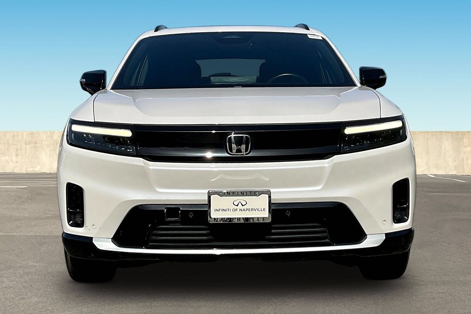 Used 2024 Honda Prologue Touring image 2