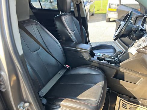 Used 2011 Chevrolet Equinox LT FWD image 15
