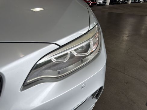 Used 2016 BMW 228i Coupe RWD image 8