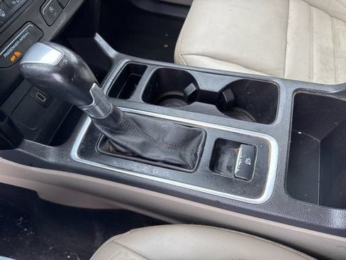 Used 2017 Ford Escape Titanium AWD/4WD image 20