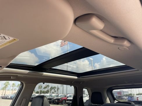 Certified 2023 Nissan Rogue SV w/ SV Premium B Package image 13