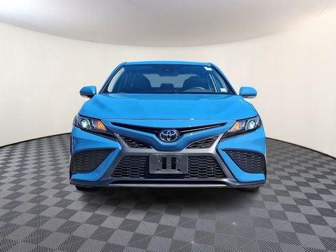 Used 2024 Toyota Camry SE AWD/4WD image 3