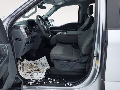 Used 2023 Ford F150 XLT image 9