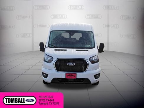 Used 2025 Ford Transit 350 XLT RWD image 2
