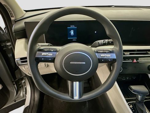 Used 2025 Hyundai Tucson SEL image 18