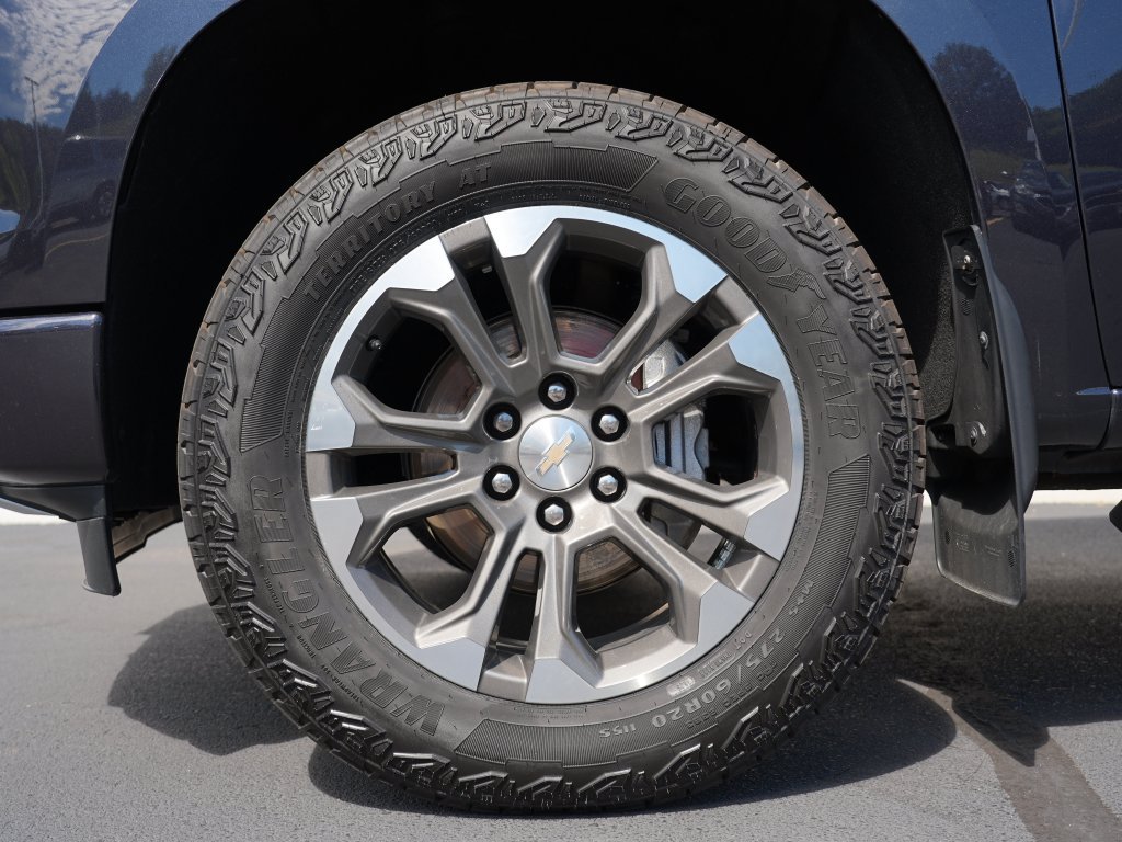 Certified 2022 Chevrolet Silverado 1500 High Country AWD/4WD image 37