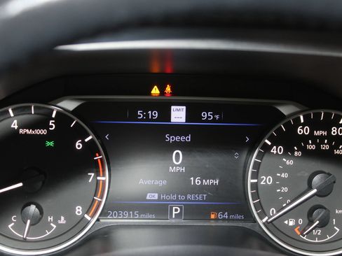 Used 2019 Nissan Altima 2.5 Platinum FWD image 11