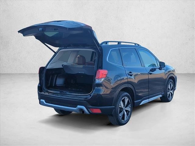 Used 2021 Subaru Forester Touring AWD/4WD image 5