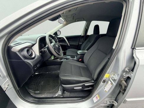 Used 2017 Toyota RAV4 LE w/ Carpet Mat Package FWD image 14