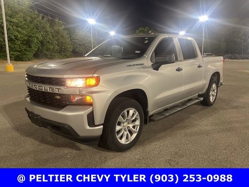Used 2020 Chevrolet Silverado 1500 Custom w/ Custom Value Package RWD image 1