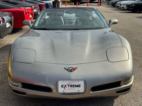 Used 2000 Chevrolet Corvette Convertible w/ Memory Pkg image 2