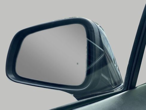Used 2013 Buick Encore Premium FWD image 18