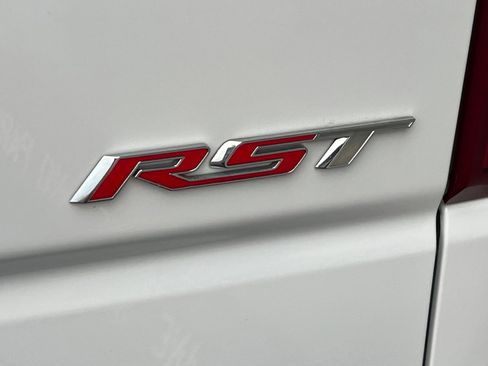 Used 2024 Chevrolet Silverado 1500 RST w/ Z71 Off-Road Package image 27