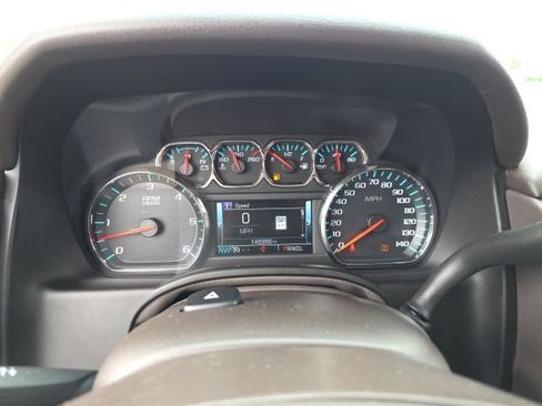 Used 2017 Chevrolet Suburban Premier AWD/4WD image 29