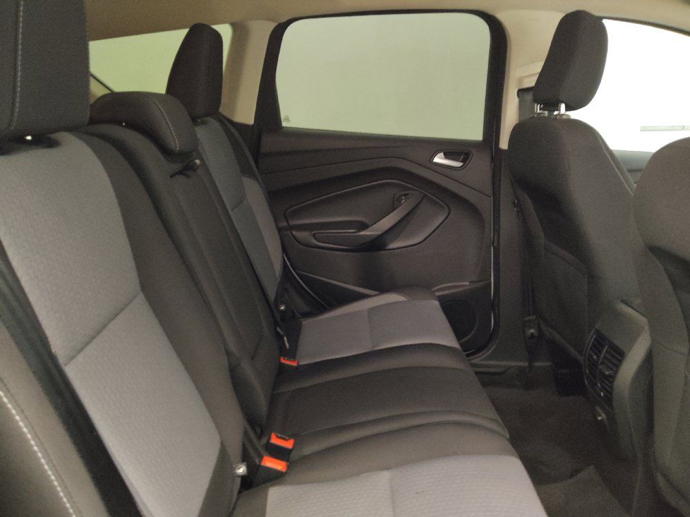 Used 2018 Ford Escape SE FWD image 19