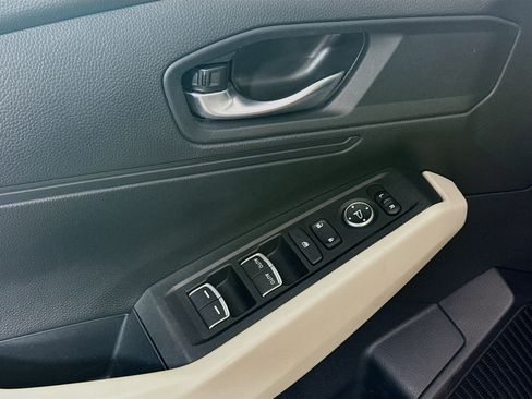 Used 2025 Honda Accord LX image 24